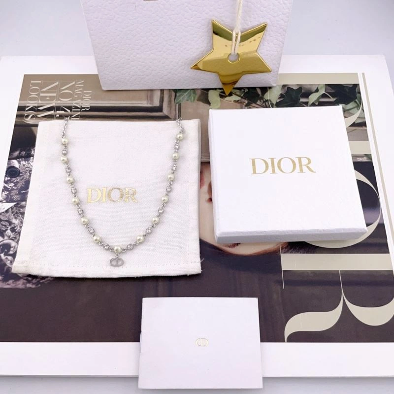Christian Dior Necklaces Effortless 234800