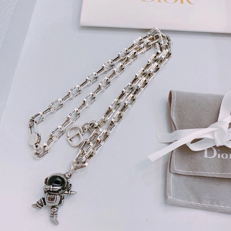 Christian Dior Necklaces UrbanChic 234798