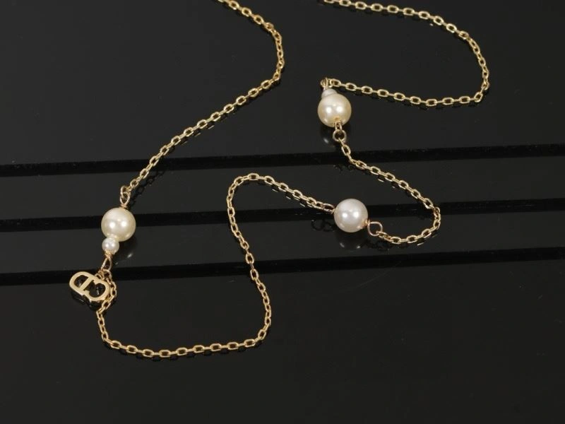 Comfortable Christian Dior Necklaces 234793