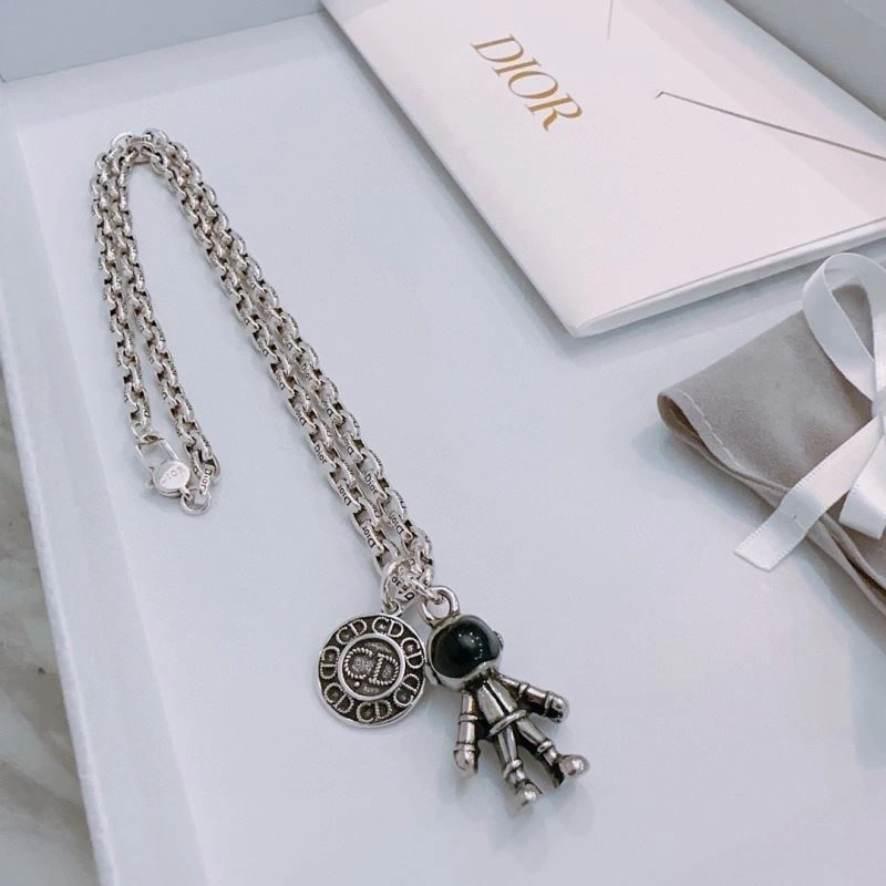 Unisex Christian Dior Necklaces 234771