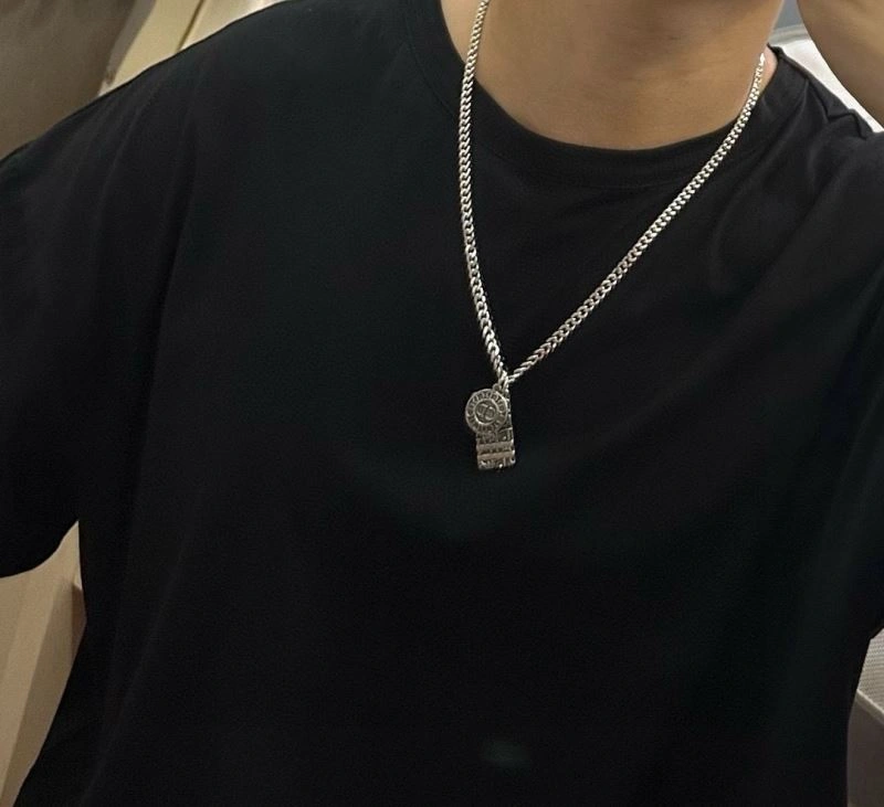 SmoothTexture Christian Dior Necklaces 234777