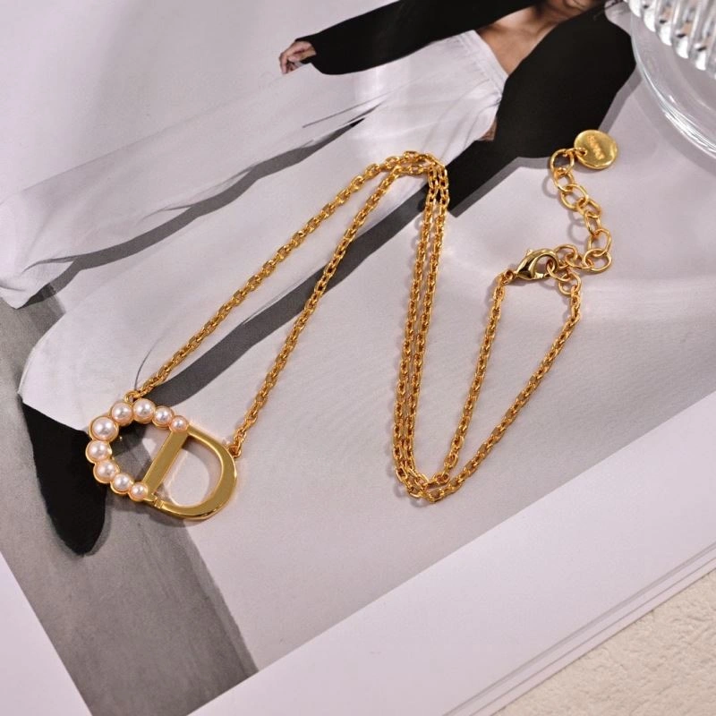 UrbanStyle Christian Dior Necklaces 234788
