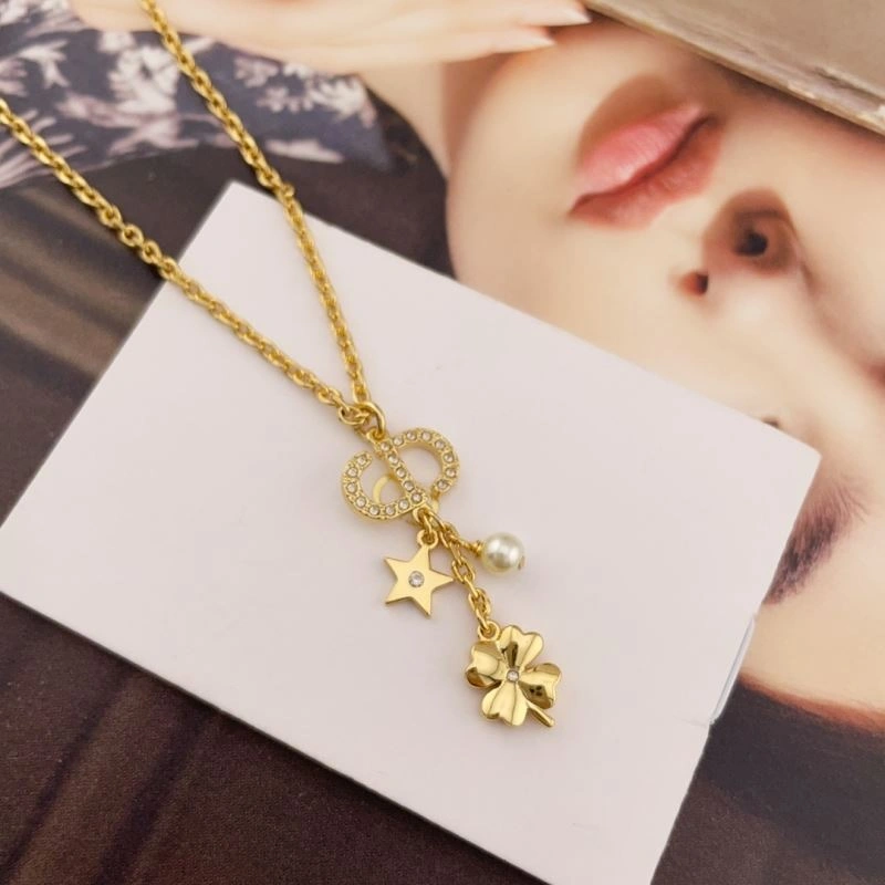 MultiPurpose Christian Dior Necklaces 234760