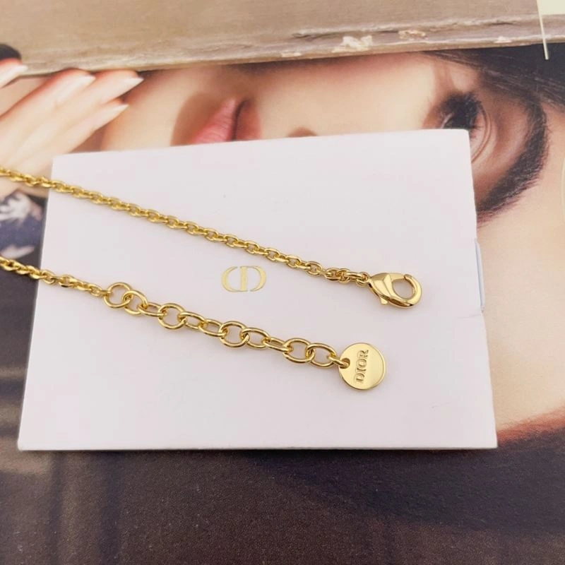 MultiPurpose Christian Dior Necklaces 234760