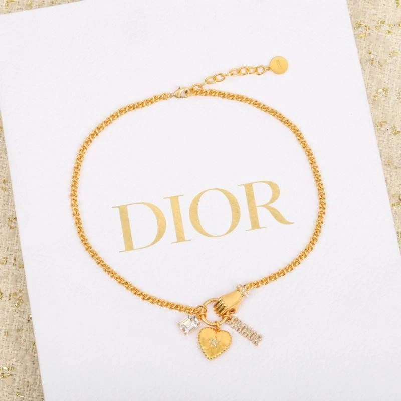 Functional Christian Dior Necklaces 234765