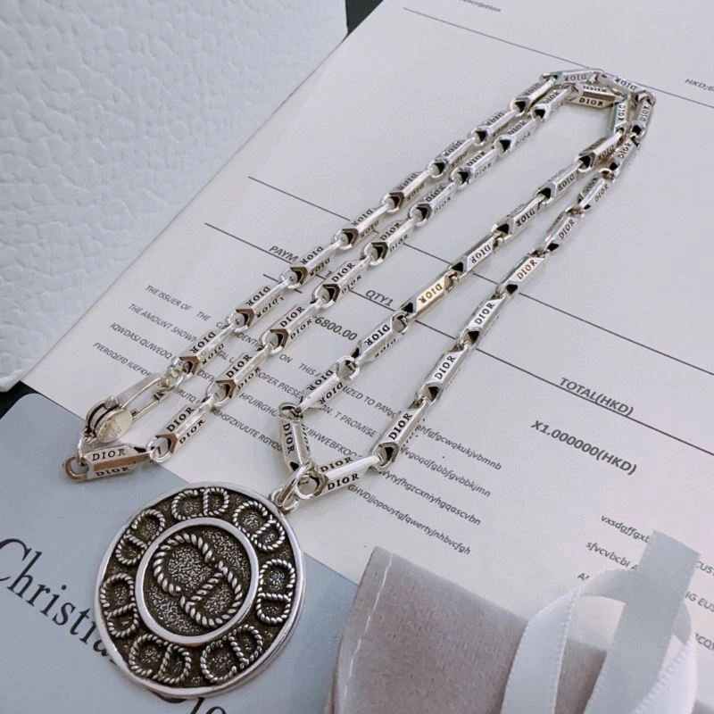 TravelReady Christian Dior Necklaces 234767