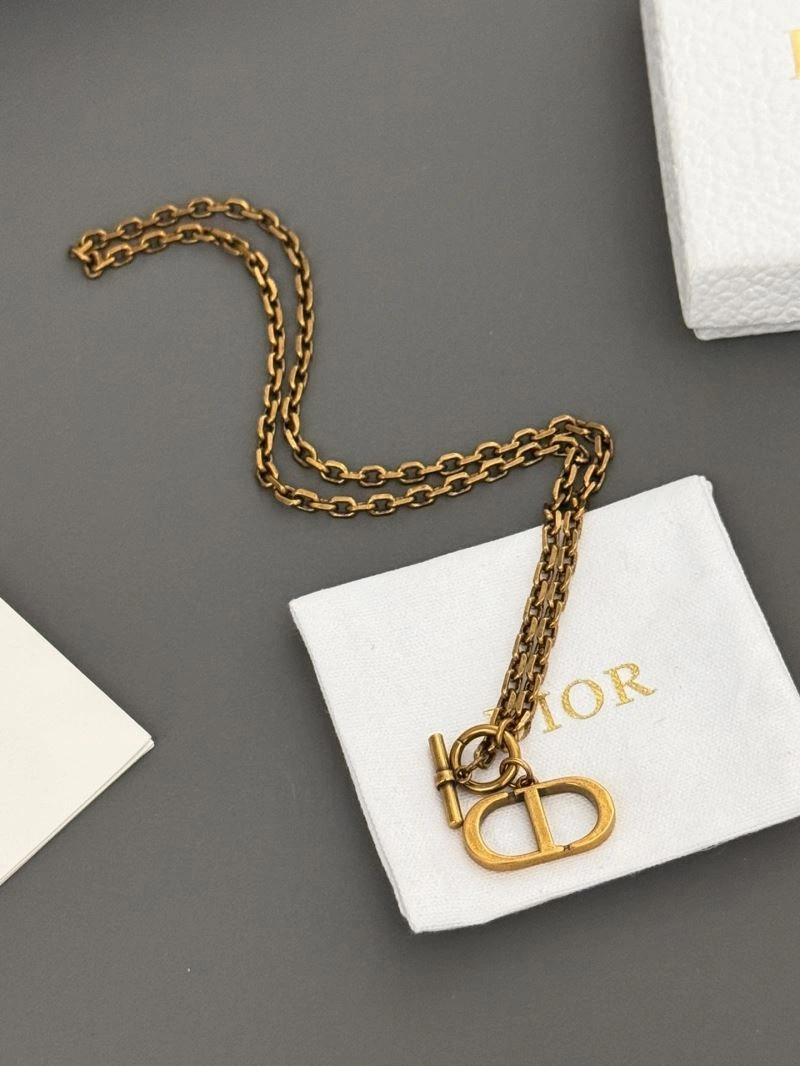 Packable Christian Dior Necklaces 234742