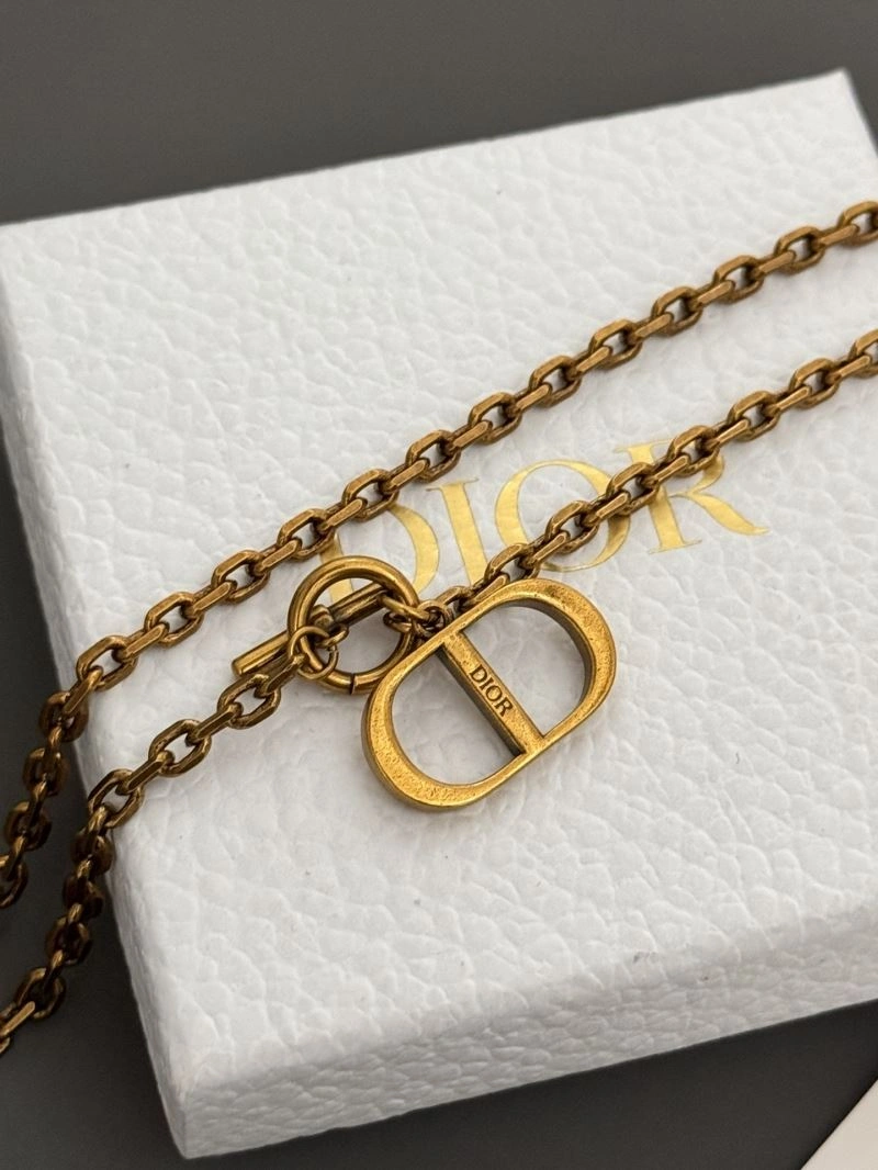 Packable Christian Dior Necklaces 234742