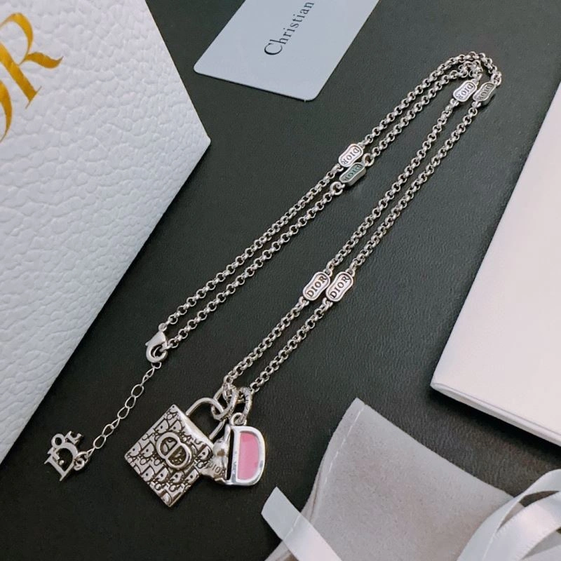 Christian Dior Necklaces Attractive 234752