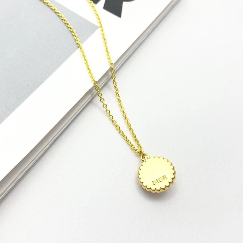Christian Dior Necklaces Minimalist 234740