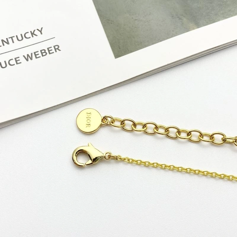 Christian Dior Necklaces Minimalist 234740