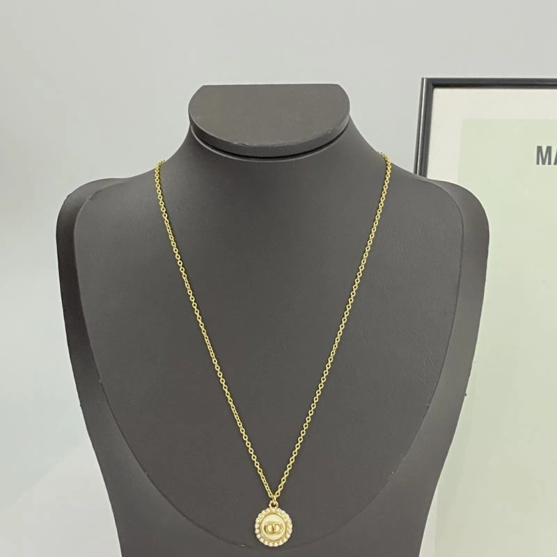 Christian Dior Necklaces Cozy 234813