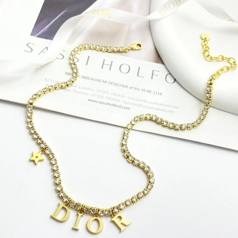 Christian Dior Necklaces Sleek 234758