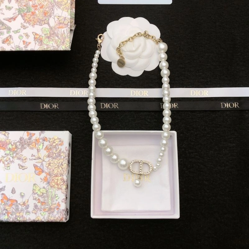 Christian Dior Necklaces Functional 234751