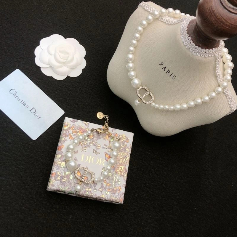 Christian Dior Necklaces Functional 234751