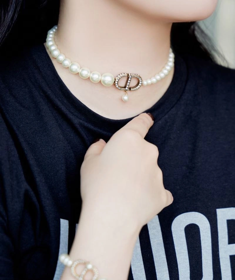 Christian Dior Necklaces Functional 234751