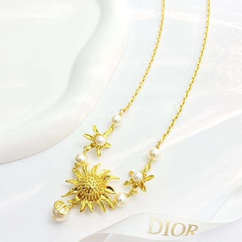 Vibrant Christian Dior Necklaces 234725