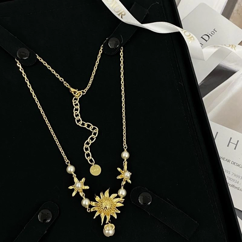 Vibrant Christian Dior Necklaces 234725