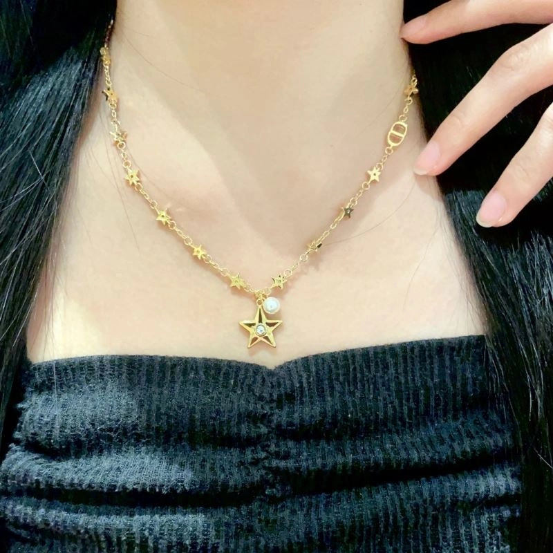 HighPerformance Christian Dior Necklaces 234732