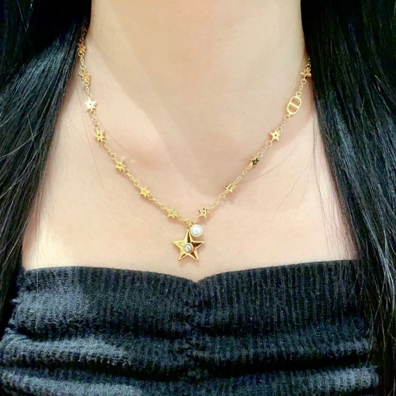 HighPerformance Christian Dior Necklaces 234732