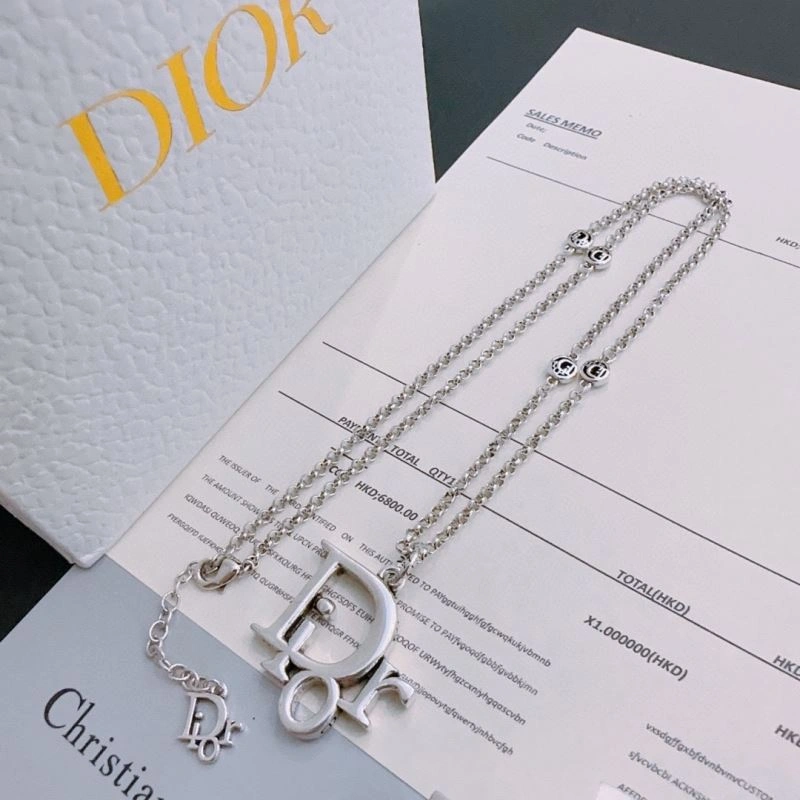 MultiPurpose Christian Dior Necklaces 234729