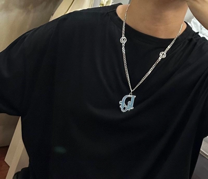 SmoothTexture Christian Dior Necklaces 234717
