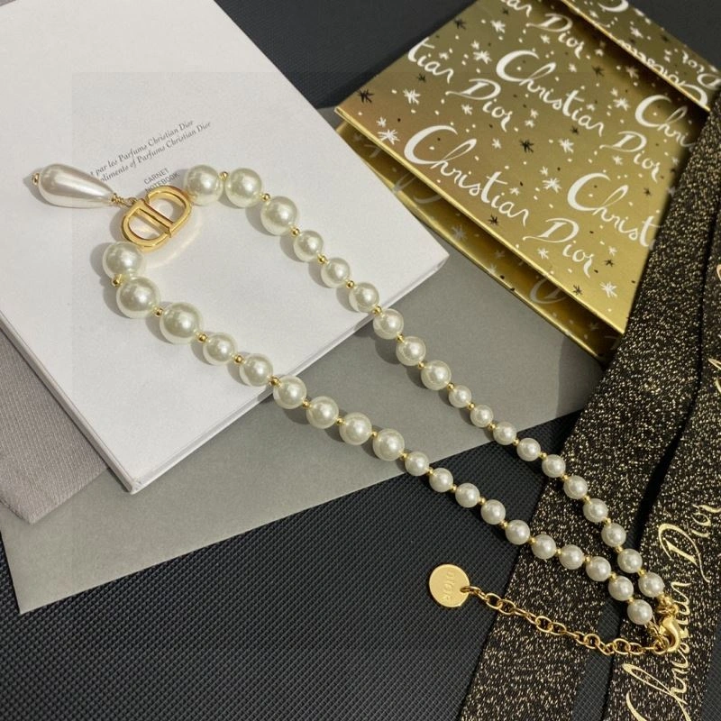 Christian Dior Necklaces Premium 234715