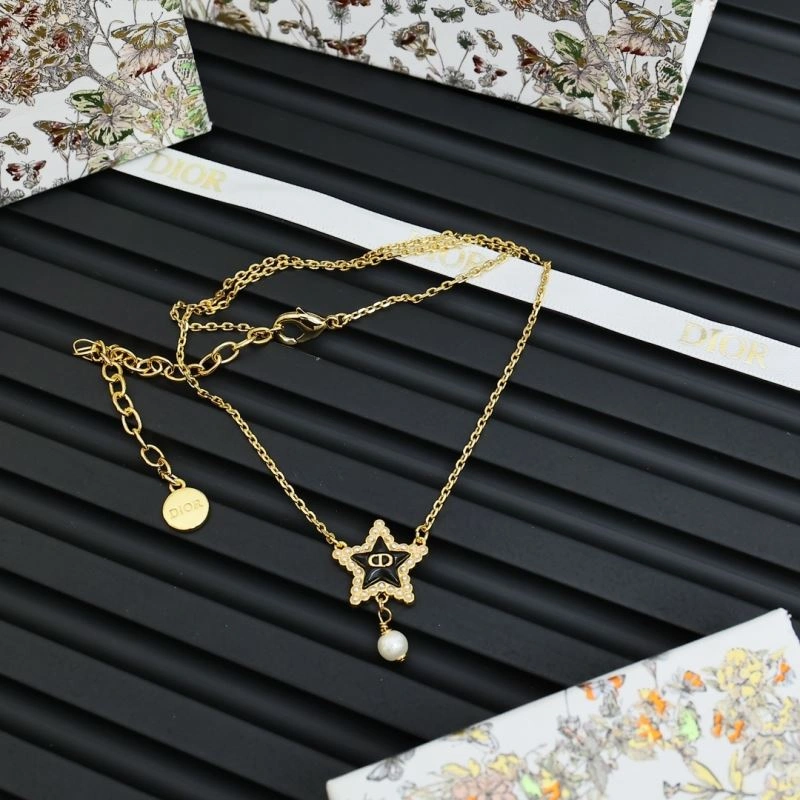Classic Christian Dior Necklaces 234727