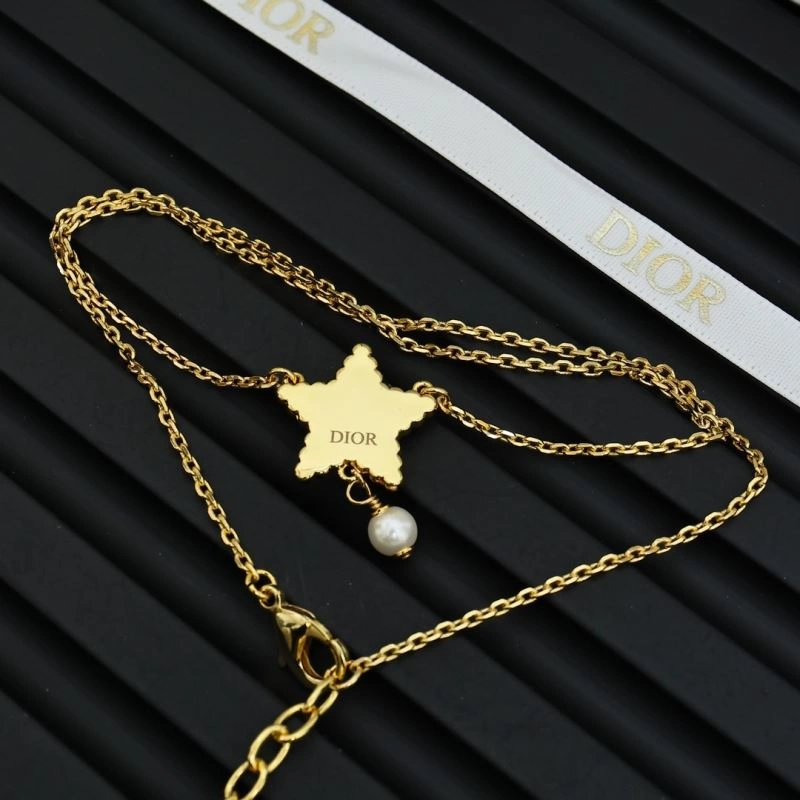 Classic Christian Dior Necklaces 234727