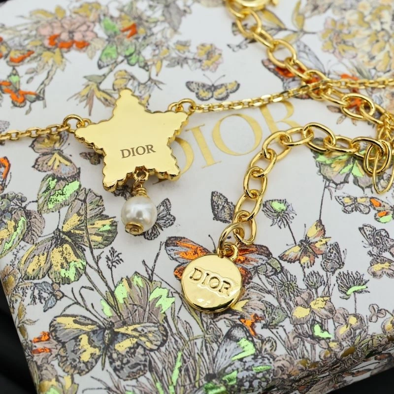Classic Christian Dior Necklaces 234727