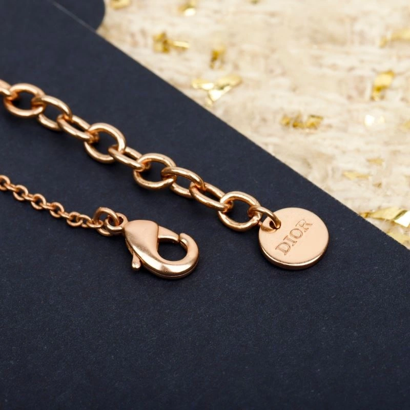 Packable Christian Dior Necklaces 234712