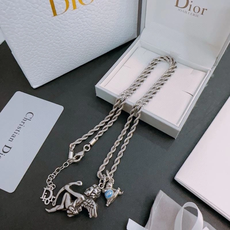 Christian Dior Necklaces Reliable 234714