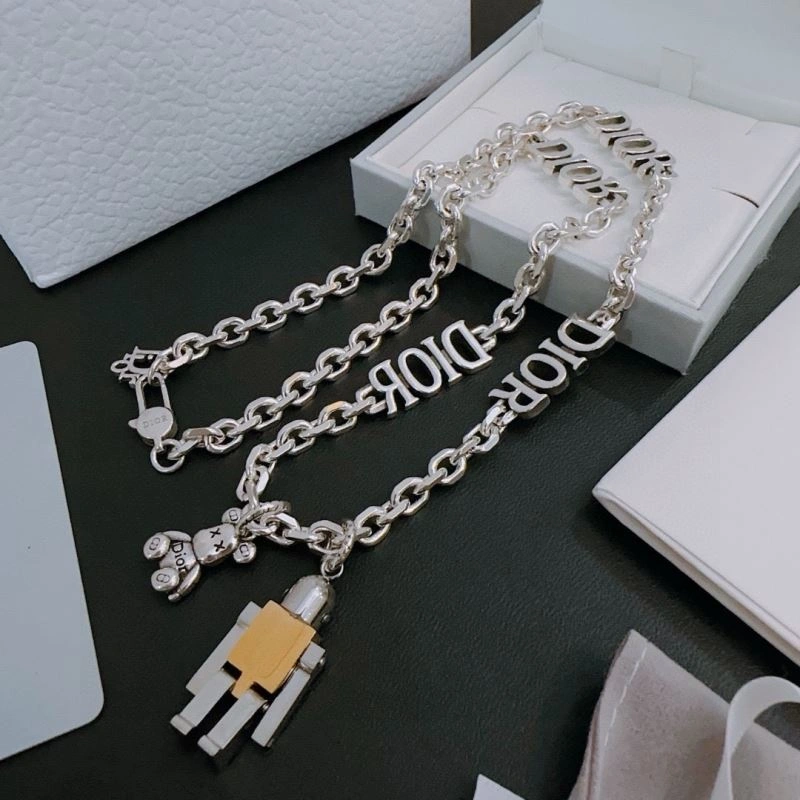 Chic Christian Dior Necklaces 234705