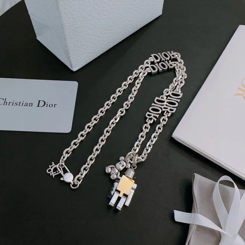 Chic Christian Dior Necklaces 234705