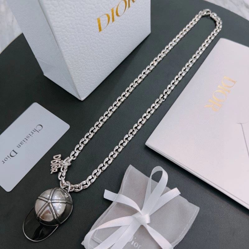 HighQuality Christian Dior Necklaces 234704