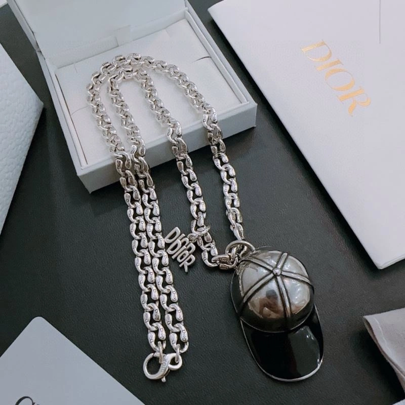 HighQuality Christian Dior Necklaces 234704
