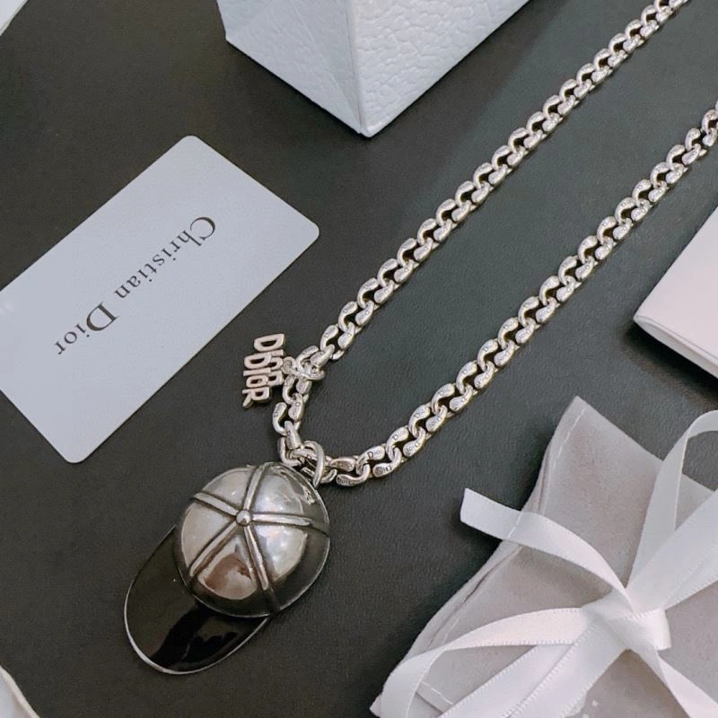 HighQuality Christian Dior Necklaces 234704