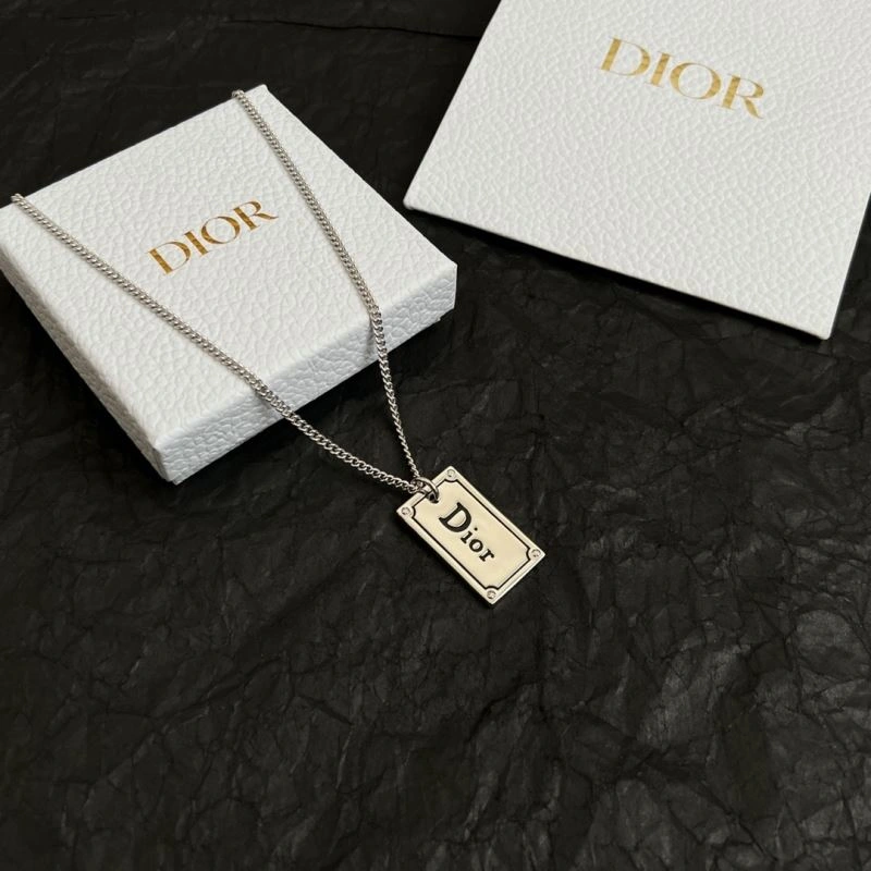 OnTrend Christian Dior Necklaces 234699