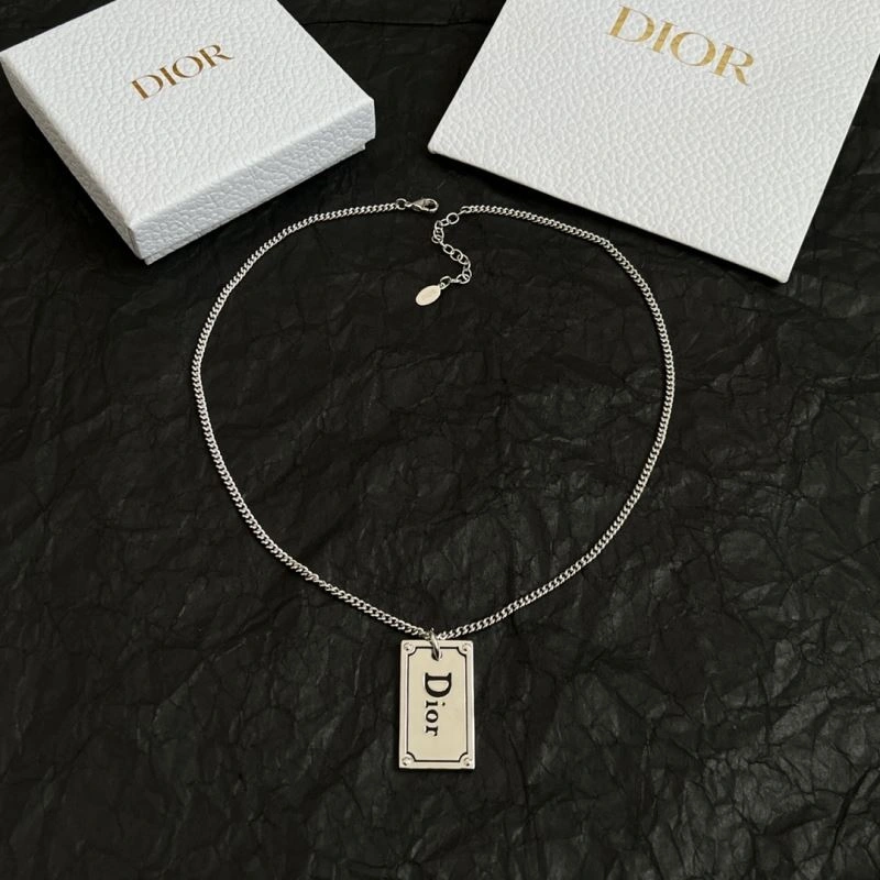 OnTrend Christian Dior Necklaces 234699