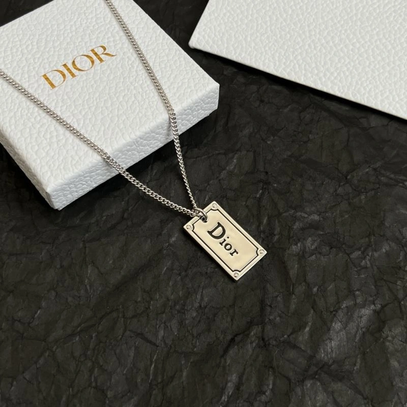 OnTrend Christian Dior Necklaces 234699