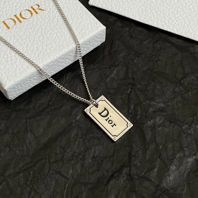 OnTrend Christian Dior Necklaces 234699