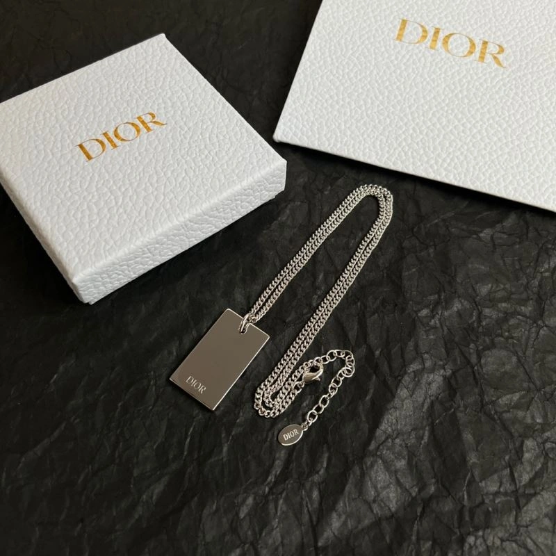 OnTrend Christian Dior Necklaces 234699