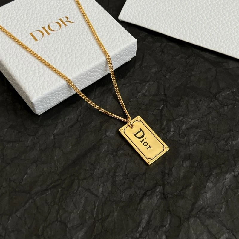 Durable Christian Dior Necklaces 234697