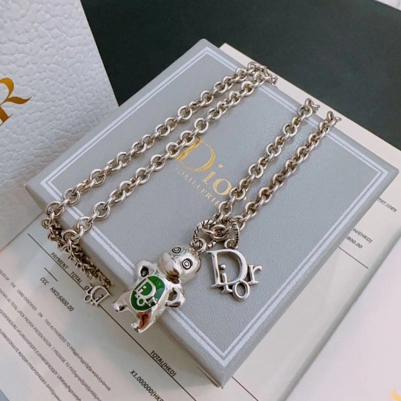 Sophisticated Christian Dior Necklaces 234692