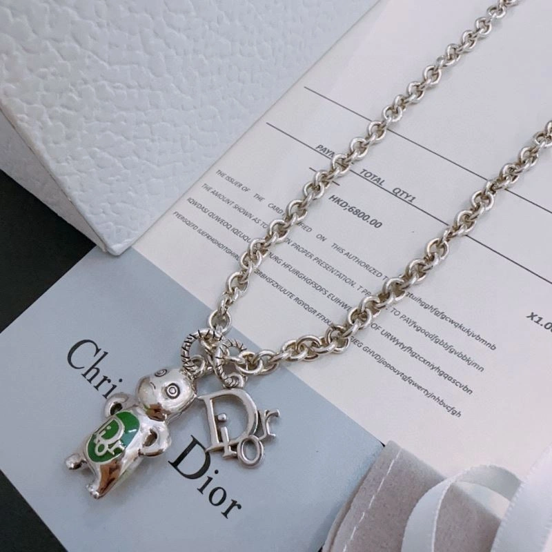 Sophisticated Christian Dior Necklaces 234692