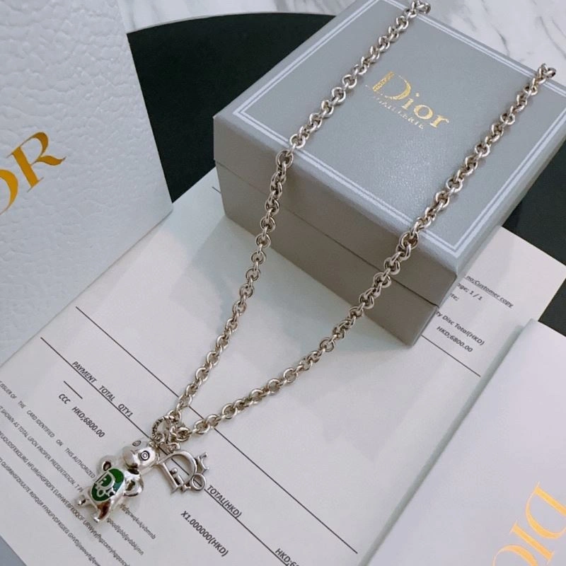 Sophisticated Christian Dior Necklaces 234692