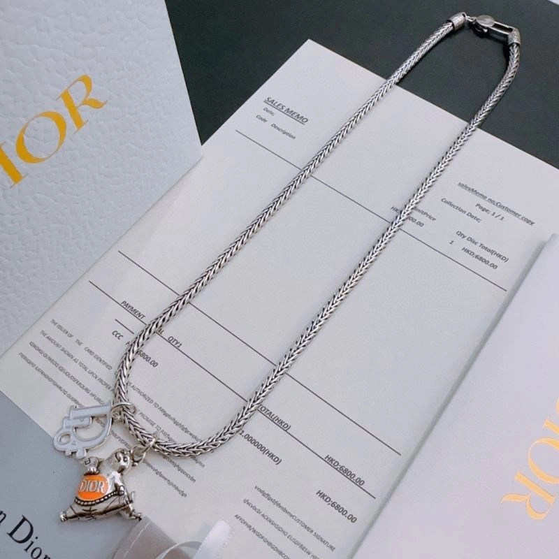 Packable Christian Dior Necklaces 234700