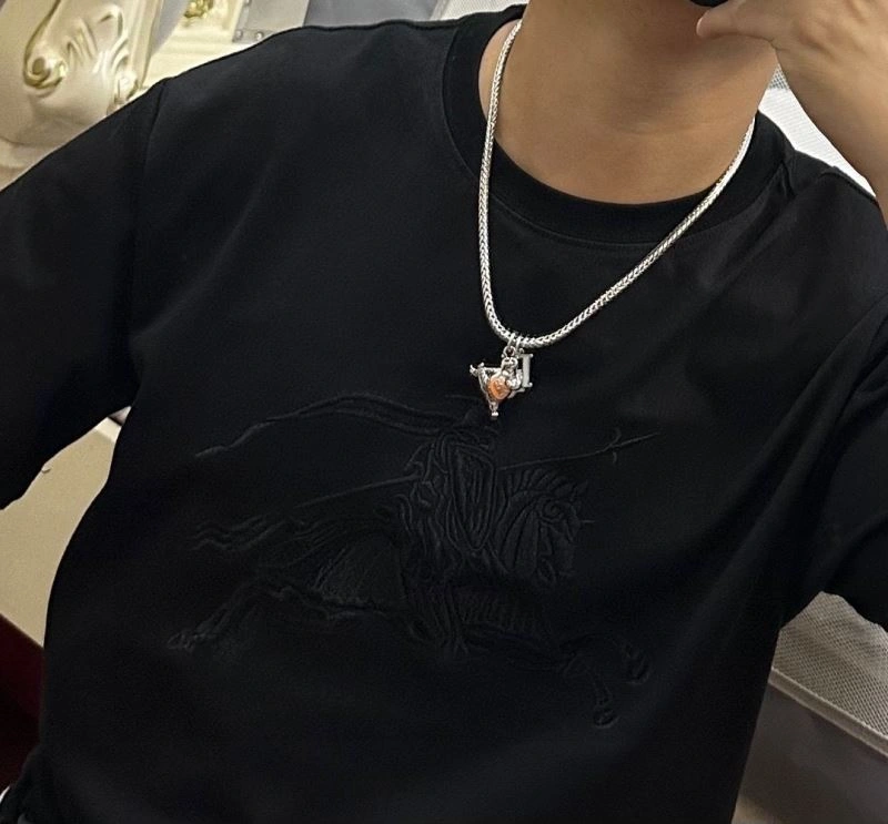Packable Christian Dior Necklaces 234700