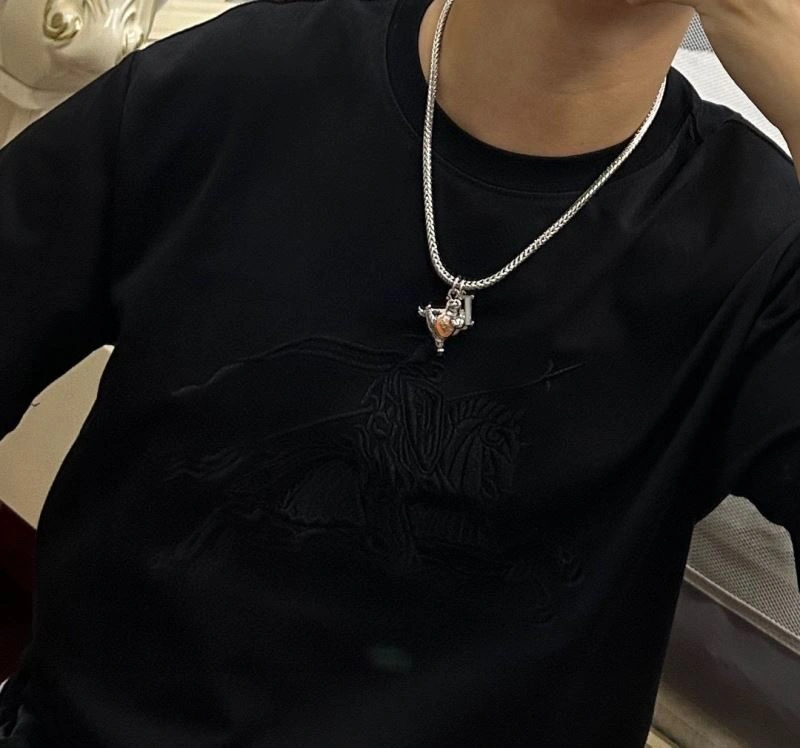 Packable Christian Dior Necklaces 234700