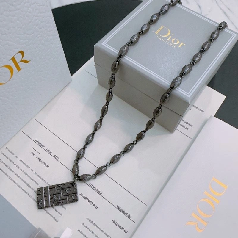 WrinkleFree Christian Dior Necklaces 234678